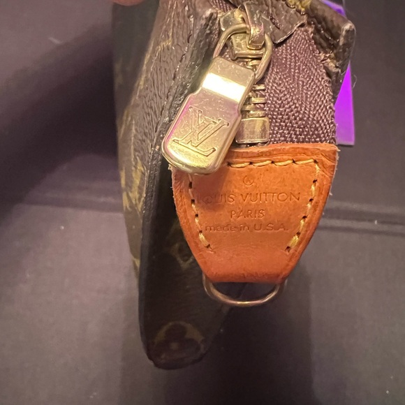 Louis Vuitton Monogram Brown Pouch Crossbody - Picture 7 of 10
